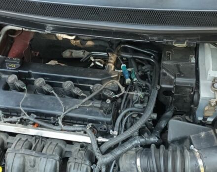 Красный Форд Фокус, объемом двигателя 1.8 л и пробегом 247 тыс. км за 4300 $, фото 7 на Automoto.ua