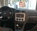 Красный Форд Фокус, объемом двигателя 1.39 л и пробегом 212 тыс. км за 3200 $, фото 6 на Automoto.ua