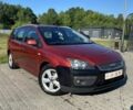 Красный Форд Фокус, объемом двигателя 1.6 л и пробегом 371 тыс. км за 3999 $, фото 1 на Automoto.ua