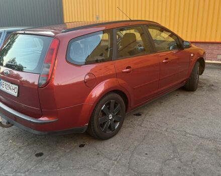 Красный Форд Фокус, объемом двигателя 1.6 л и пробегом 222 тыс. км за 5500 $, фото 1 на Automoto.ua