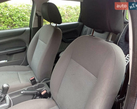 Форд Фокус 2007 в Заречном на Automoto.ua Красный Форд Фокус, объемом двигателя 1.6 л и пробегом 230 тыс. км за 4500 $, фото 10 на Automoto.ua