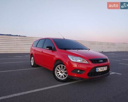 Красный Форд Фокус, объемом двигателя 1.6 л и пробегом 276 тыс. км за 4400 $, фото 3 на Automoto.ua