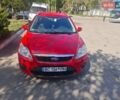 Красный Форд Фокус, объемом двигателя 2 л и пробегом 292 тыс. км за 4800 $, фото 1 на Automoto.ua