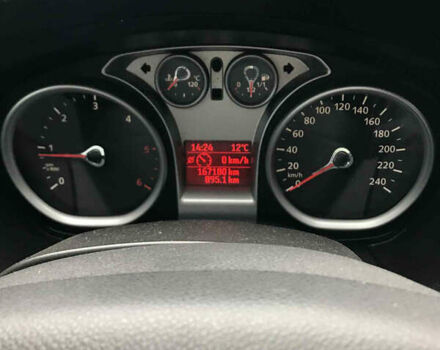 Красный Форд Фокус, объемом двигателя 1.56 л и пробегом 167 тыс. км за 4500 $, фото 9 на Automoto.ua