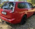 Красный Форд Фокус, объемом двигателя 1.6 л и пробегом 403 тыс. км за 5900 $, фото 6 на Automoto.ua