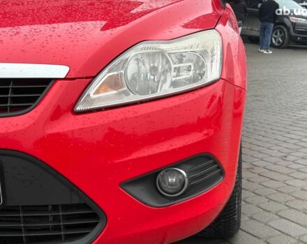 Красный Форд Фокус, объемом двигателя 1.6 л и пробегом 206 тыс. км за 4540 $, фото 15 на Automoto.ua