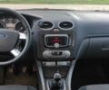 Красный Форд Фокус, объемом двигателя 1.8 л и пробегом 350 тыс. км за 4900 $, фото 11 на Automoto.ua