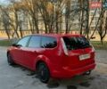 Красный Форд Фокус, объемом двигателя 2 л и пробегом 210 тыс. км за 6300 $, фото 5 на Automoto.ua