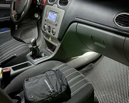 Червоний Форд Фокус, об'ємом двигуна 1.56 л та пробігом 297 тис. км за 6000 $, фото 3 на Automoto.ua