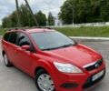 Красный Форд Фокус, объемом двигателя 1.6 л и пробегом 314 тыс. км за 5350 $, фото 1 на Automoto.ua