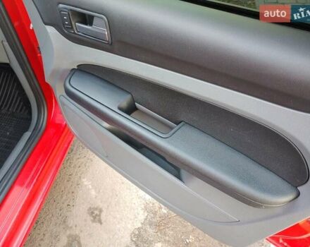 Красный Форд Фокус, объемом двигателя 1.6 л и пробегом 276 тыс. км за 4400 $, фото 44 на Automoto.ua
