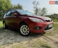 Красный Форд Фокус, объемом двигателя 1.6 л и пробегом 360 тыс. км за 5100 $, фото 1 на Automoto.ua