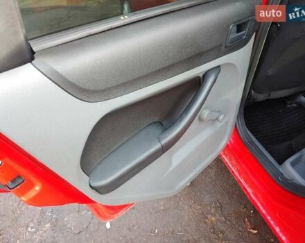 Красный Форд Фокус, объемом двигателя 1.6 л и пробегом 276 тыс. км за 4400 $, фото 38 на Automoto.ua