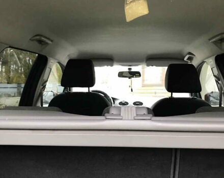 Красный Форд Фокус, объемом двигателя 1.56 л и пробегом 167 тыс. км за 4500 $, фото 12 на Automoto.ua