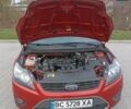 Червоний Форд Фокус, об'ємом двигуна 1.6 л та пробігом 225 тис. км за 5600 $, фото 14 на Automoto.ua