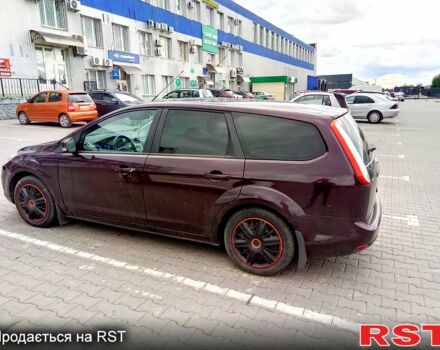 Красный Форд Фокус, объемом двигателя 1.8 л и пробегом 274 тыс. км за 5500 $, фото 2 на Automoto.ua