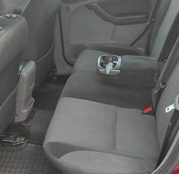 Красный Форд Фокус, объемом двигателя 1.8 л и пробегом 350 тыс. км за 4900 $, фото 19 на Automoto.ua