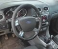 Красный Форд Фокус, объемом двигателя 1.8 л и пробегом 350 тыс. км за 4900 $, фото 10 на Automoto.ua