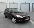 Красный Форд Фокус, объемом двигателя 1.6 л и пробегом 190 тыс. км за 4899 $, фото 1 на Automoto.ua
