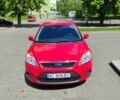 Красный Форд Фокус, объемом двигателя 1.6 л и пробегом 230 тыс. км за 5300 $, фото 1 на Automoto.ua