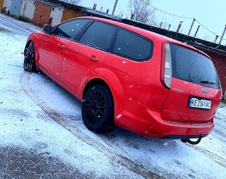 Красный Форд Фокус, объемом двигателя 1.6 л и пробегом 0 тыс. км за 6000 $, фото 7 на Automoto.ua