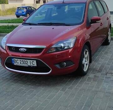 Красный Форд Фокус, объемом двигателя 1.8 л и пробегом 350 тыс. км за 4900 $, фото 1 на Automoto.ua
