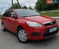 Красный Форд Фокус, объемом двигателя 1.6 л и пробегом 314 тыс. км за 5350 $, фото 1 на Automoto.ua