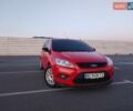 Красный Форд Фокус, объемом двигателя 1.6 л и пробегом 276 тыс. км за 4400 $, фото 1 на Automoto.ua