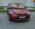 Красный Форд Фокус, объемом двигателя 1.8 л и пробегом 350 тыс. км за 4900 $, фото 3 на Automoto.ua
