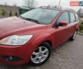 Красный Форд Фокус, объемом двигателя 1.6 л и пробегом 316 тыс. км за 4750 $, фото 1 на Automoto.ua