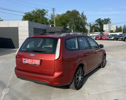 Червоний Форд Фокус, об'ємом двигуна 2 л та пробігом 161 тис. км за 7000 $, фото 4 на Automoto.ua