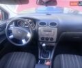 Красный Форд Фокус, объемом двигателя 1.6 л и пробегом 235 тыс. км за 4400 $, фото 2 на Automoto.ua