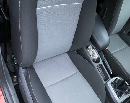 Красный Форд Фокус, объемом двигателя 1.8 л и пробегом 179 тыс. км за 5500 $, фото 36 на Automoto.ua