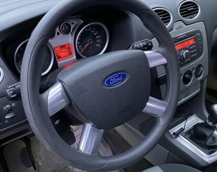 Красный Форд Фокус, объемом двигателя 1.8 л и пробегом 179 тыс. км за 5500 $, фото 23 на Automoto.ua