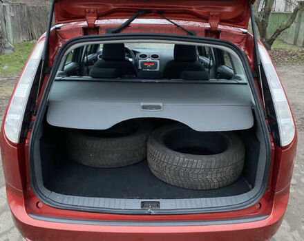 Красный Форд Фокус, объемом двигателя 1.8 л и пробегом 179 тыс. км за 5500 $, фото 43 на Automoto.ua