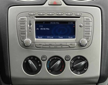 Червоний Форд Фокус, об'ємом двигуна 1.6 л та пробігом 209 тис. км за 6500 $, фото 12 на Automoto.ua