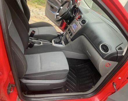 Красный Форд Фокус, объемом двигателя 1.6 л и пробегом 300 тыс. км за 6000 $, фото 21 на Automoto.ua