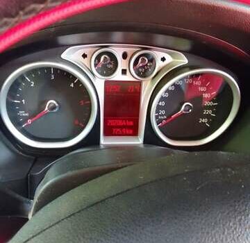Червоний Форд Фокус, об'ємом двигуна 1.56 л та пробігом 220 тис. км за 7300 $, фото 3 на Automoto.ua