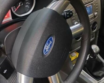 Форд Фокус 2010 в Львове на Automoto.ua Красный Форд Фокус, объемом двигателя 1.6 л и пробегом 204 тыс. км за 6500 $, фото 13 на Automoto.ua