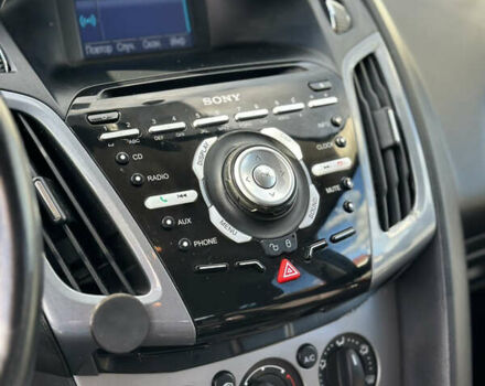 Красный Форд Фокус, объемом двигателя 1.6 л и пробегом 256 тыс. км за 6400 $, фото 26 на Automoto.ua