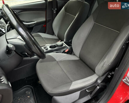 Красный Форд Фокус, объемом двигателя 1.6 л и пробегом 260 тыс. км за 7350 $, фото 44 на Automoto.ua