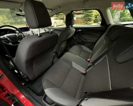 Красный Форд Фокус, объемом двигателя 1.6 л и пробегом 260 тыс. км за 7350 $, фото 65 на Automoto.ua