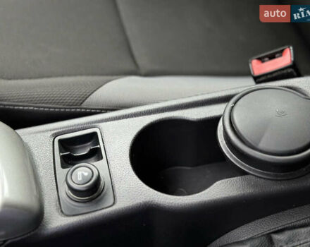 Красный Форд Фокус, объемом двигателя 1.6 л и пробегом 260 тыс. км за 7350 $, фото 53 на Automoto.ua