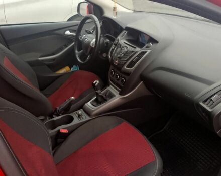 Красный Форд Фокус, объемом двигателя 1.6 л и пробегом 280 тыс. км за 8300 $, фото 9 на Automoto.ua