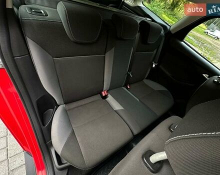 Красный Форд Фокус, объемом двигателя 1.56 л и пробегом 260 тыс. км за 7300 $, фото 8 на Automoto.ua