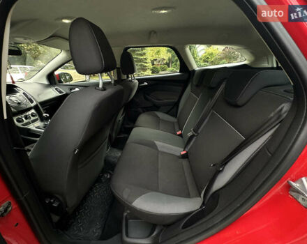 Красный Форд Фокус, объемом двигателя 1.6 л и пробегом 260 тыс. км за 7350 $, фото 66 на Automoto.ua