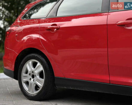 Красный Форд Фокус, объемом двигателя 1.6 л и пробегом 260 тыс. км за 7350 $, фото 8 на Automoto.ua