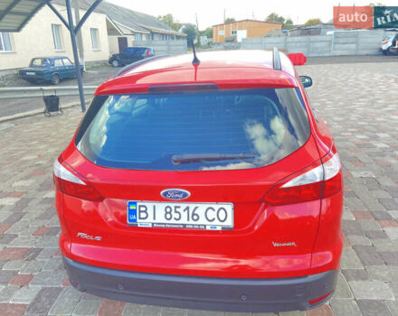 Красный Форд Фокус, объемом двигателя 1.6 л и пробегом 138 тыс. км за 7999 $, фото 5 на Automoto.ua