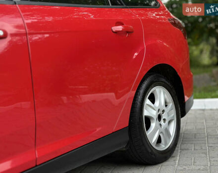 Красный Форд Фокус, объемом двигателя 1.6 л и пробегом 260 тыс. км за 7350 $, фото 22 на Automoto.ua
