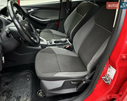 Красный Форд Фокус, объемом двигателя 1.6 л и пробегом 260 тыс. км за 7350 $, фото 43 на Automoto.ua